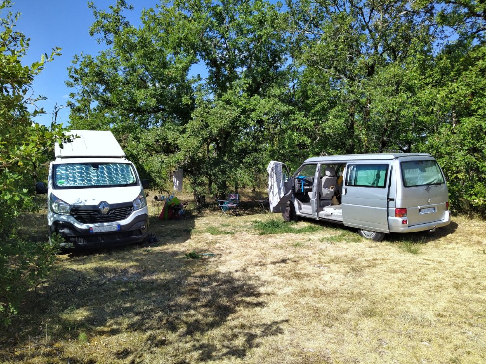 Aire camping-car  Gignac (46600) - Photo 3